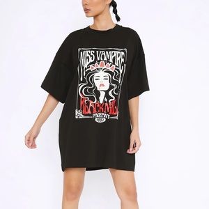 MISS VAMPIRE GIANT TEE - LIMITED